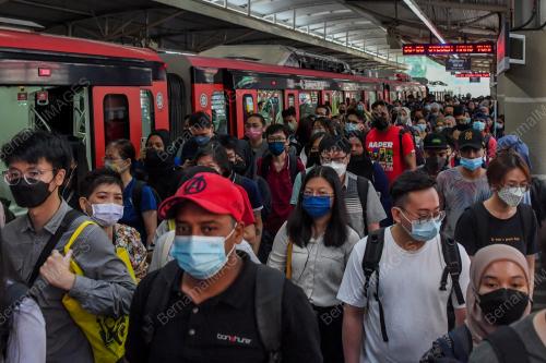 PERTUKARAN WAKTU PUNCAK LRT