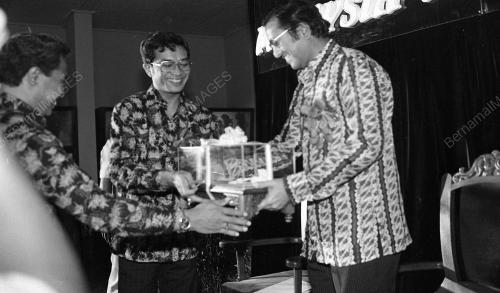 DATUK SERI DR. MAHATHIR MOHAMAD