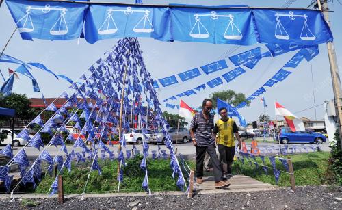 KL07_31032013_BENDERA