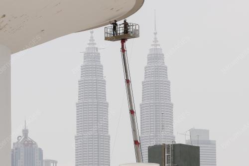 KL07_31032016_PANAS