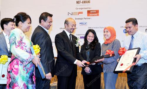 DATUK MUKHRIZ TUN MAHATHIR