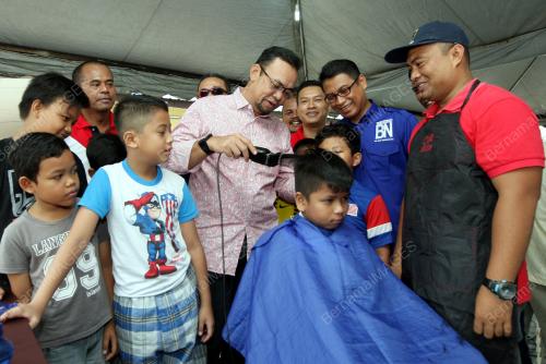 KL07_31122016_GUNTING_RAMBUT
