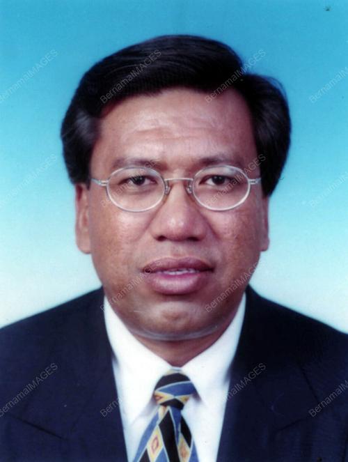 KL08-01_06_2001_DATUKSHIP_27012016
