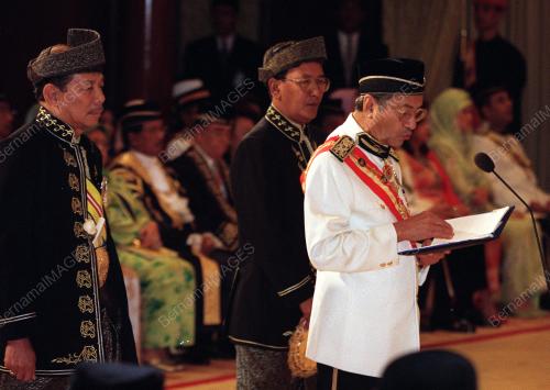KL08-02_06_2001_PM_AGONG_27012016