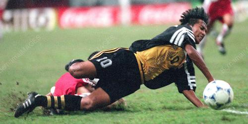 KL08-04_07_2000_BOLA_BAWAH_19_11012016