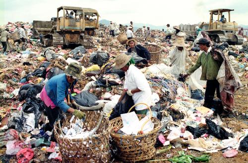 KL08-06_07_2000_PEMUNGUT_SAMPAH_11012016
