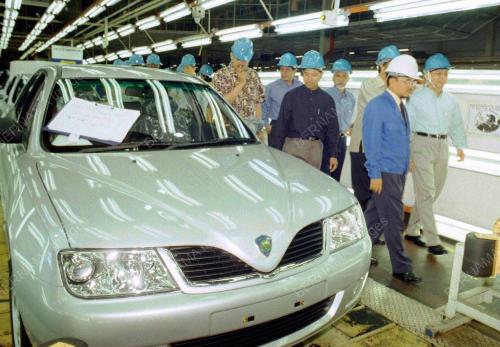 DIPLOMAT MELAWAT PROTON