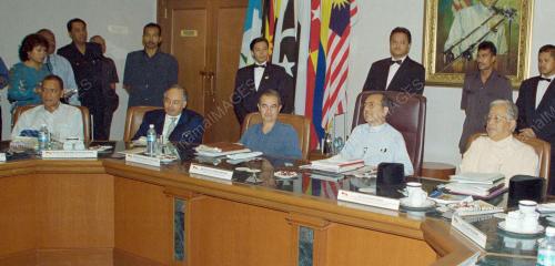 KL08-12_01_2000_PM_UMNO_MT_18012016