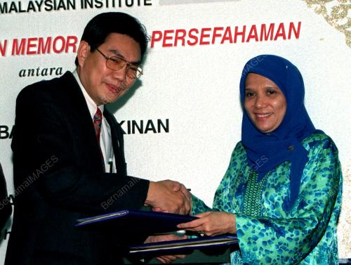 KL08-20_07_2000_MOU_GMI_n_YBK_11012016