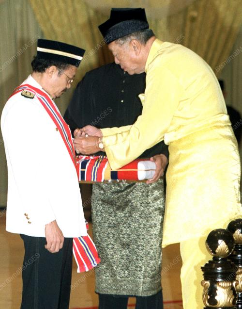 KL08-27_07_2000_ALIAS_ALI_11012016