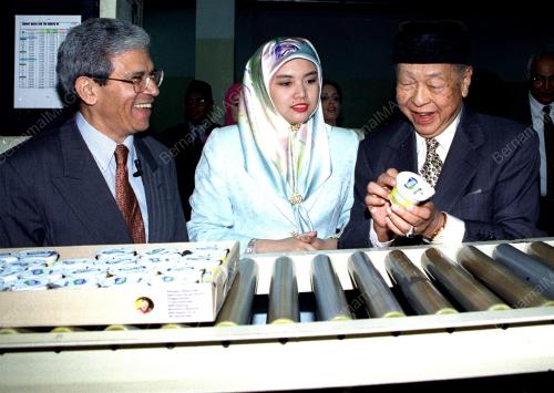 KL08-29_06_2000_AGONG_NESTLE_08012016