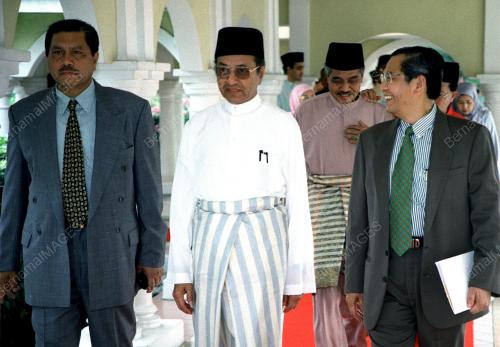 KL08-30_06_2000_PM_IKIM_SEMINAR_08012016