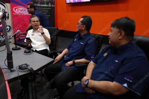 FAHMI FADZIL