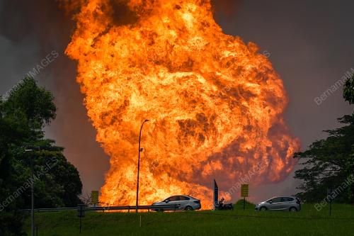 KEBAKARAN SALURAN PAIP GAS