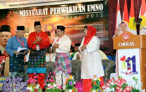 KL08_01072012_BERJALAN