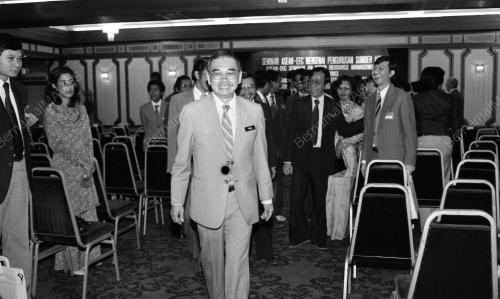 KL08_01081983_ASEAN_EEC