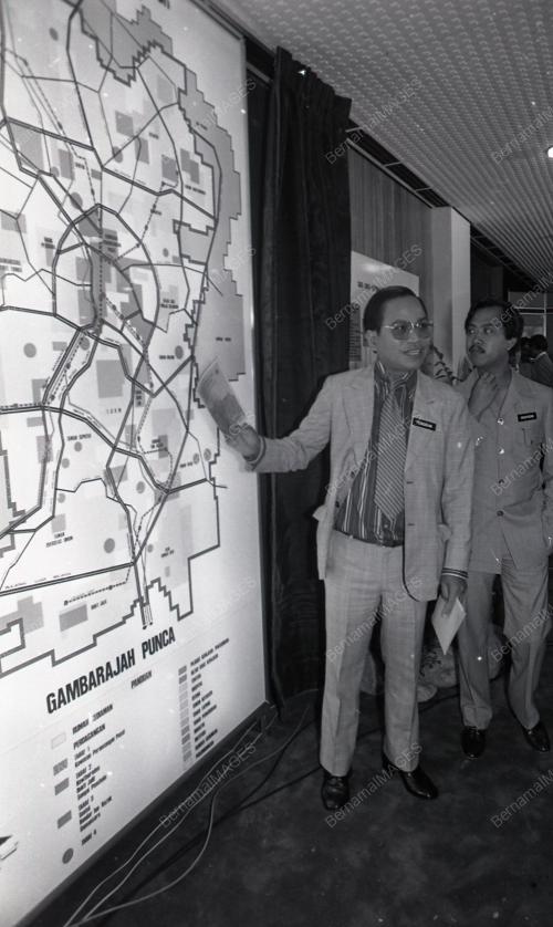 MENTERI WILAYAH PERSEKUTUAN
