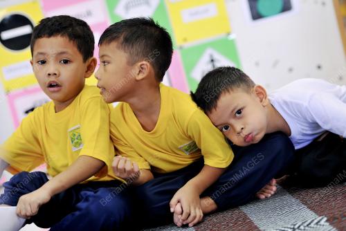 KL08_02012013_PRASEKOLAH