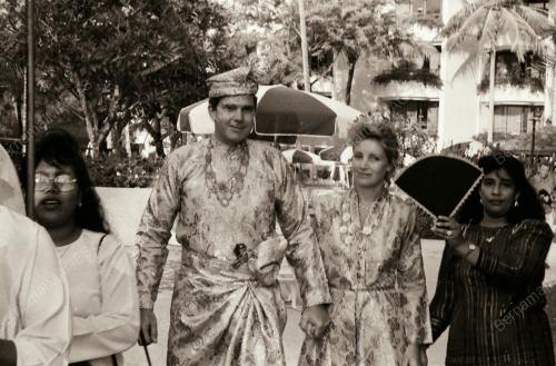 PASANGAN BRITISH KAHWIN CARA MELAYU