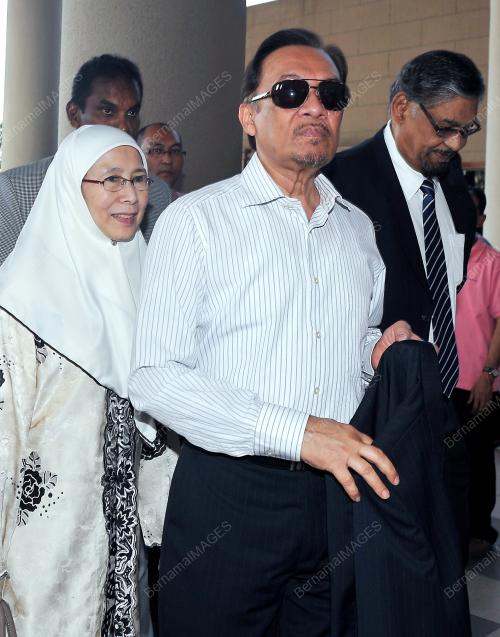 KL08_02072012_ANWAR
