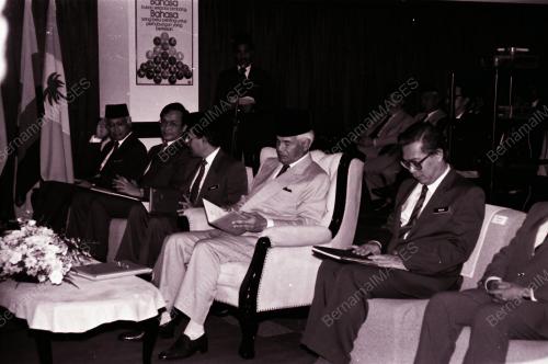 SULTAN AZLAN MUHIBBUDDIN SHAH
