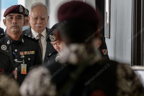 DATUK SERI NAJIB TUN RAZAK