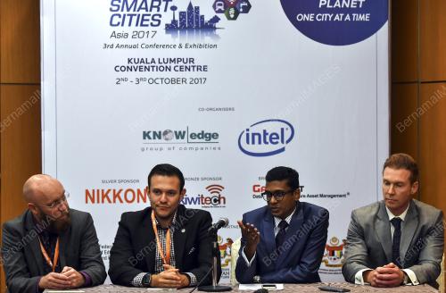 KL08_02102017_SMART_CITIES_PC