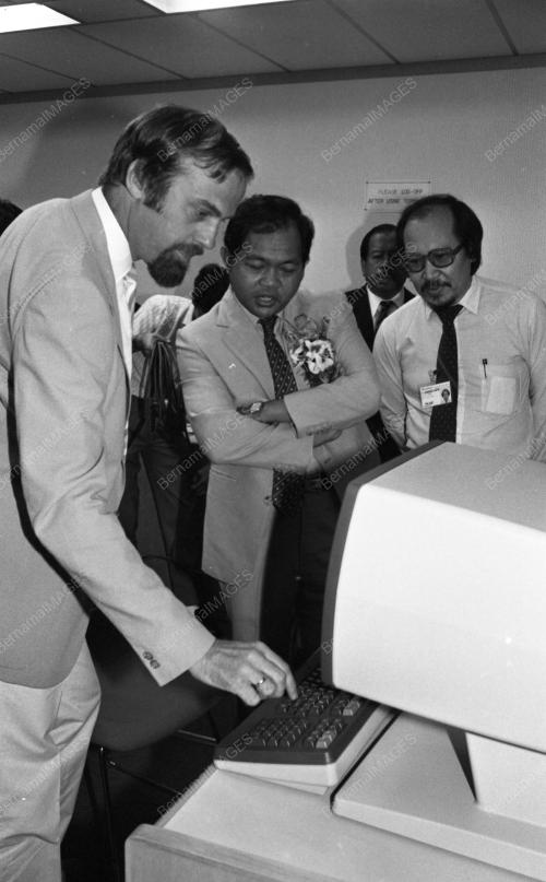 KL08_03032015_DATUK_LEO_MOGGIE