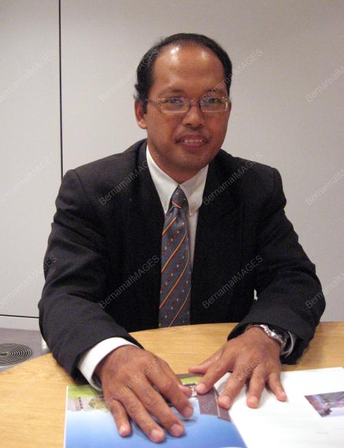 PROF MADYA DR MOF NOH KARSITI