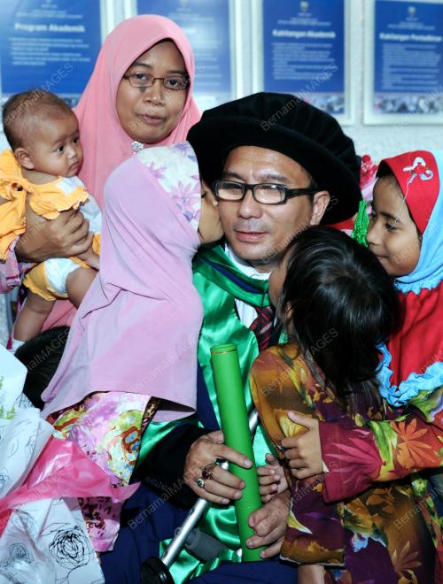 DR MOHD NAWI ISMAIL