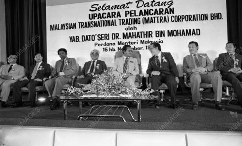 KL08_04022015_LANCAR_TRANSNATIONAL