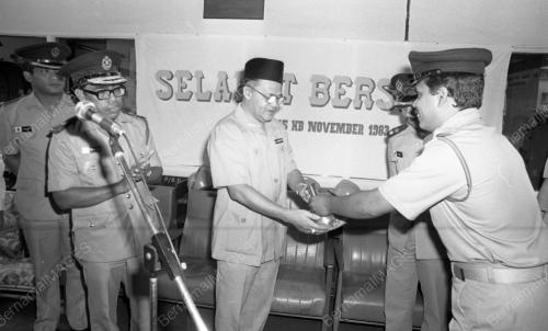 KL08_04022015_MAJLIS_PERSARAAN