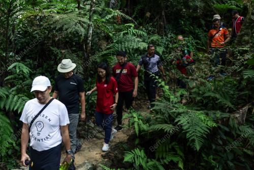 HANNAH YEOH