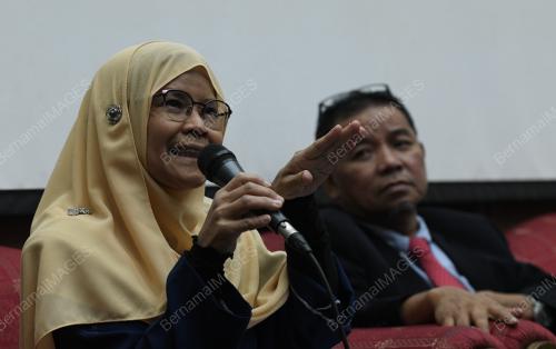 DR ASIAH AYOB