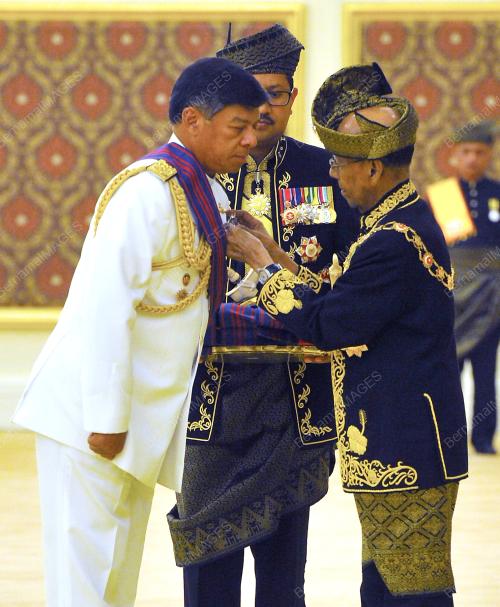 KL08_04062016_AGONG