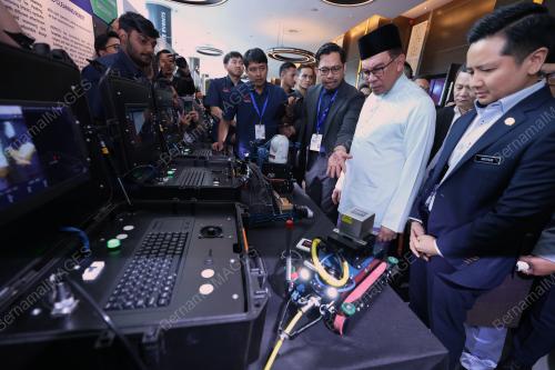 DATUK SERI ANWAR IBRAHIM
