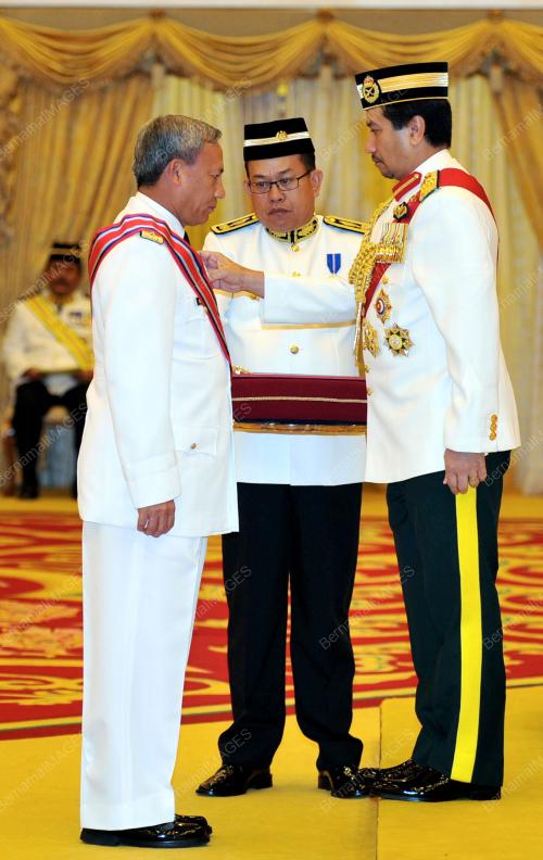 TUANKU MIZAN ZAINAL ABIDIN