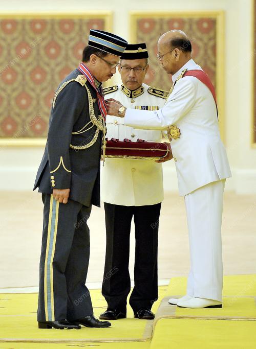 KL08_04122014_AGONG_PINGAT