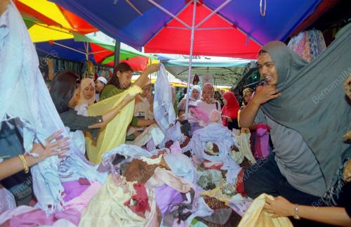 KL08_05022016_KAIN_SELENDANG