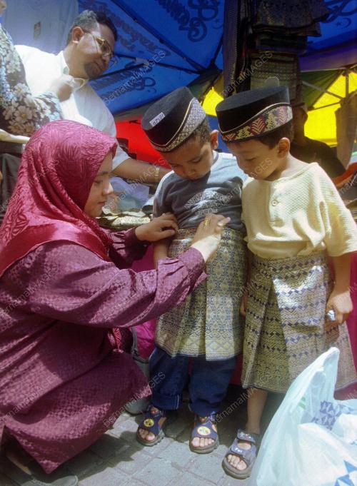 KL08_05022016_PERSIAPAN_RAYA