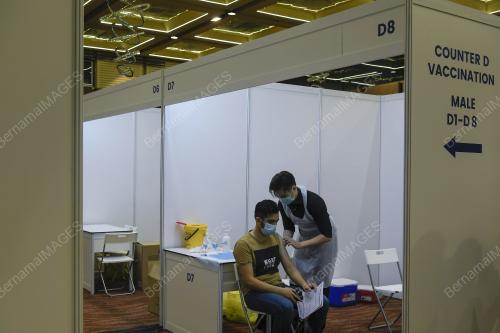 PUSAT PEMBERIAN VAKSIN (PPV) SEMPENA PEMBERIAN VAKSIN COVID-19 ASTRAZENECA KEPADA UMUM