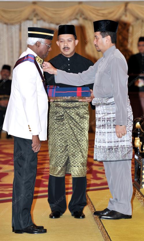 TUANKU MIZAN ZAINAL ABIDIN