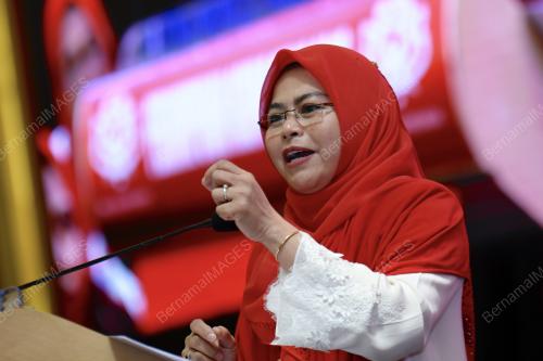 DATUK NORAINI AHMAD
