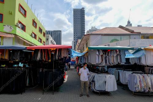 SUASANA SEPI GERAI DI CHOW KIT