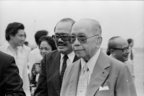 CARLOS P. ROMULO