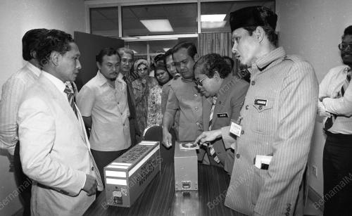 KL08_06042015_LAWAT_LAPANGAN