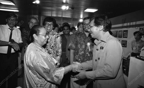 KL08_06042015_PAMERAN
