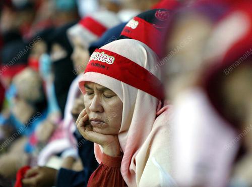 PROTES SEJUTA RAKYAT