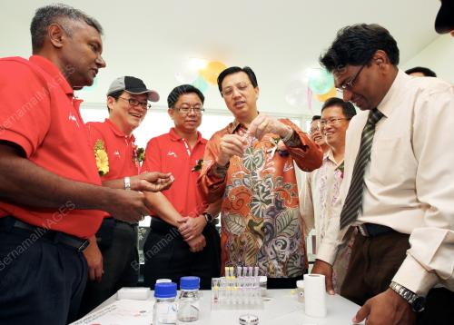 LIOW TIONG LAI