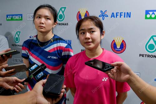 SESI LATIHAN BADMINTON